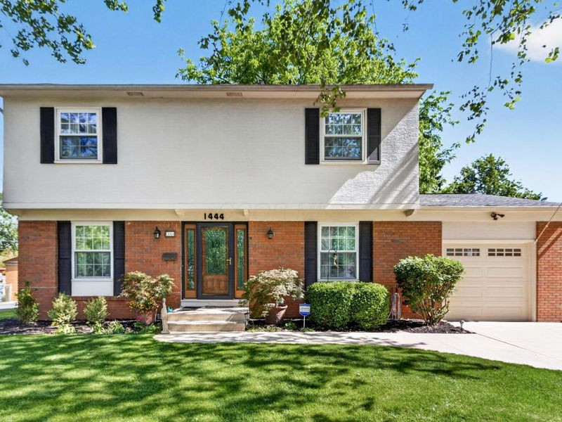 1444 Cypresswood Court , Columbus, OH 43229 Photo 3