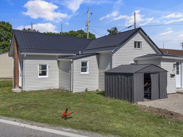 242 London Road , West Jefferson, OH 43162