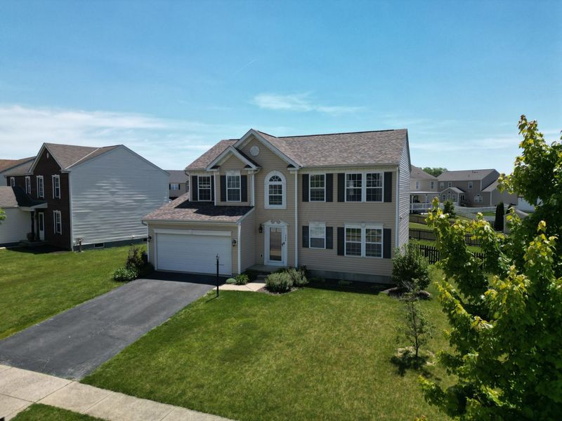 304 Eagles Nest Avenue, Johnstown, OH 43031 Photo 2