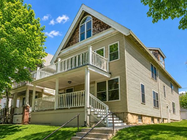 2630 N Bartlett AVENUE, Unit 2632, Milwaukee, WI 53211