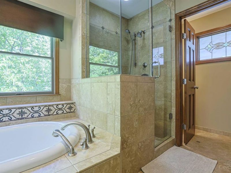 10708 Weatherstone Court, Symmes Township, OH 45140 Photo 32