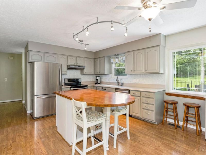 8072 Golfview Court, West Chester, OH 45069 Photo 13