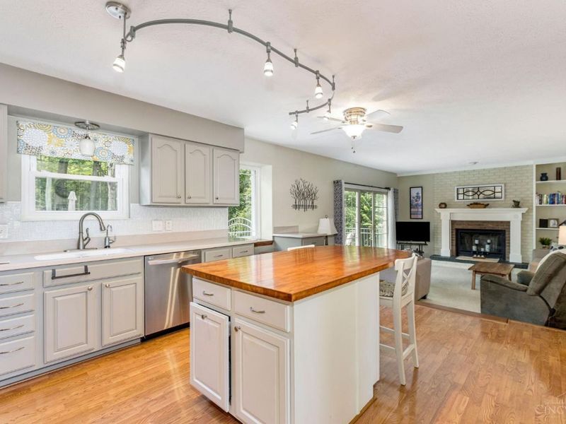 8072 Golfview Court, West Chester, OH 45069 Photo 14