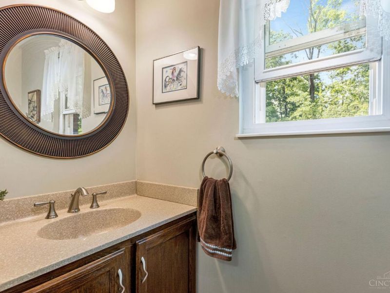8072 Golfview Court, West Chester, OH 45069 Photo 17