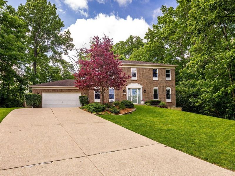 8072 Golfview Court, West Chester, OH 45069 Photo 3