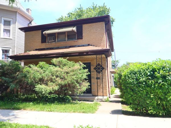 6745 S Bell Avenue , Chicago, IL 60636