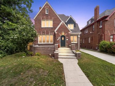 3800 Sturtevant Street, Detroit, MI 48206