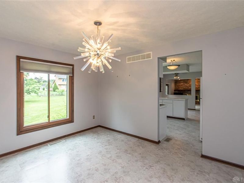 5512 Savina Avenue, Englewood, OH 45415 Photo 9