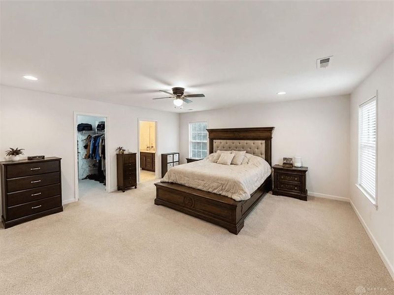 1100 Sarah Freeman Drive, Centerville, OH 45458 Photo 9