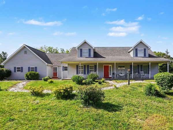 22680 Davis Lake Street, Edwardsburg, MI 49112