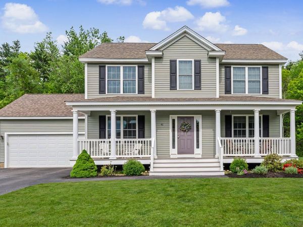 41 Schwinn Drive, Nashua, NH 03062