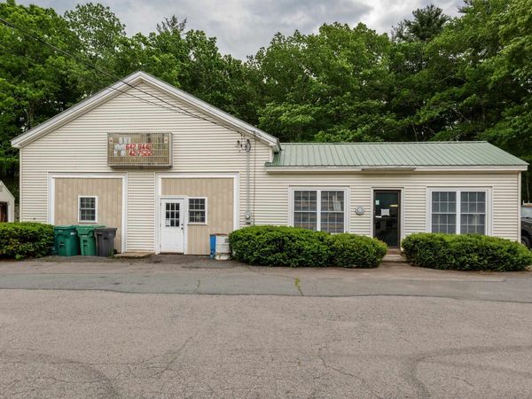 33 Haverhill Road, East Kingston, NH 03827