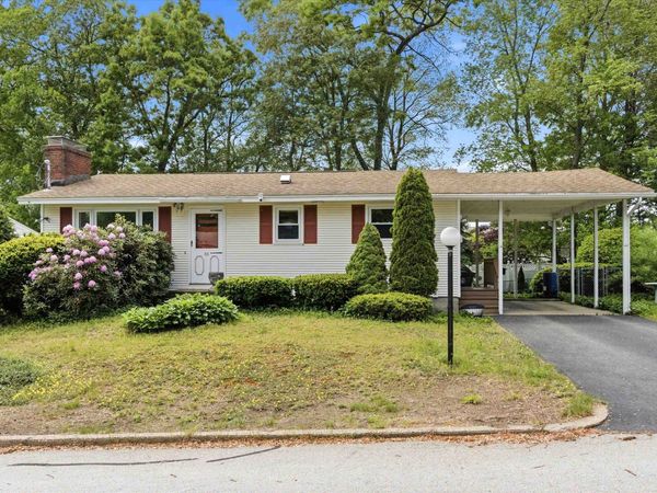 55 Lavista Street, Manchester, NH 03103
