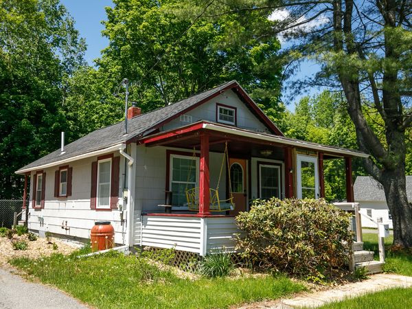 50 Hicks Road , Augusta, ME 04330