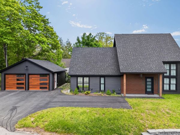 3 Main Street , Bucksport, ME 04416