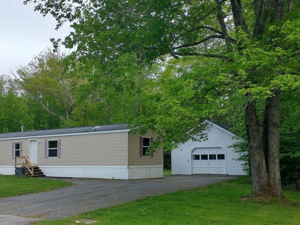 57 Carter Woods , Bradley, ME 04411
