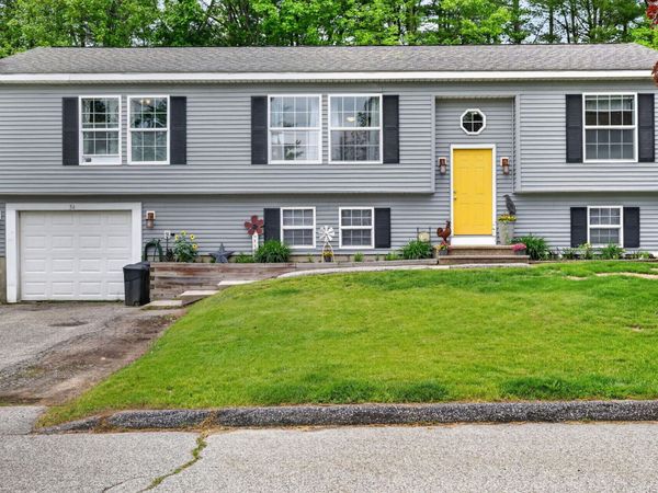 54 Mark Street , Lewiston, ME 04240