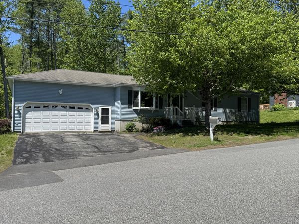 14 Kensington Terrace , Lewiston, ME 04240