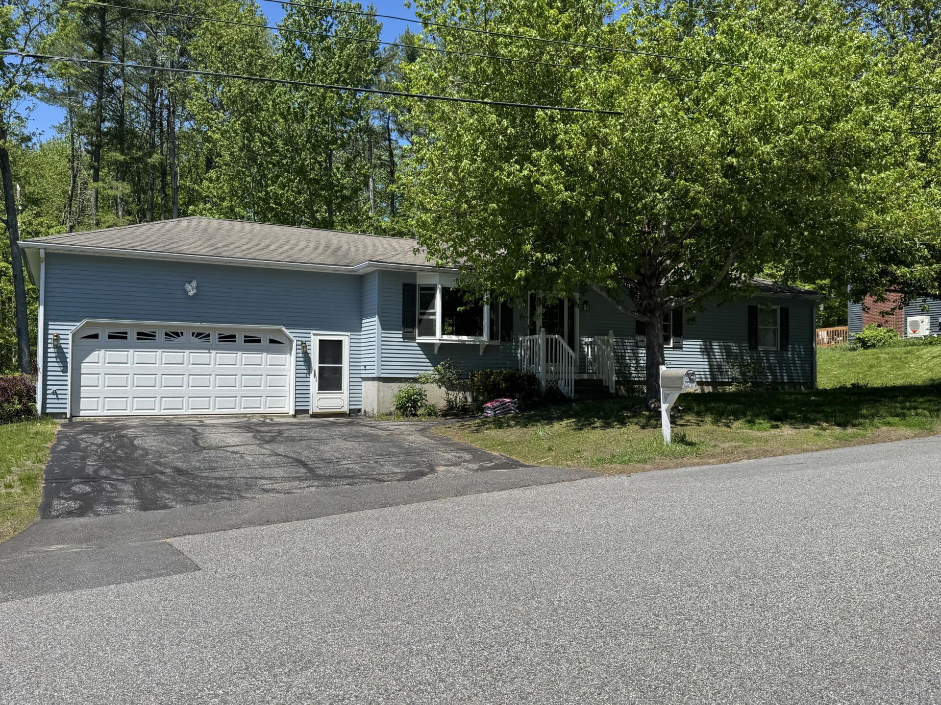 14 Kensington Terrace Lewiston, ME 04240