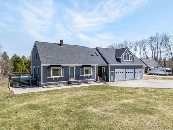 281 Portland Road , Gray, ME 04039