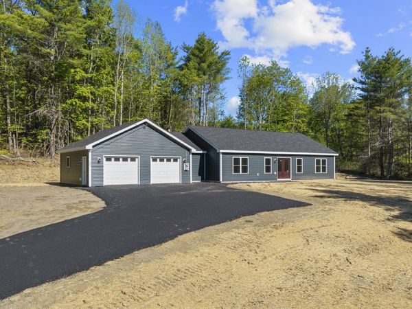940 Webber Pond Road , Vassalboro, ME 04989