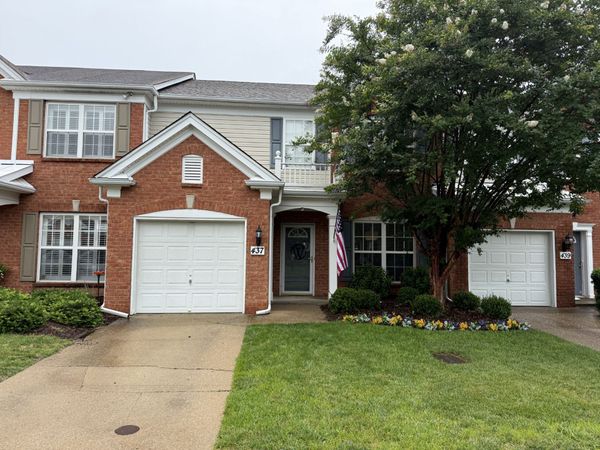 437 Old Towne Dr , Brentwood, TN 37027
