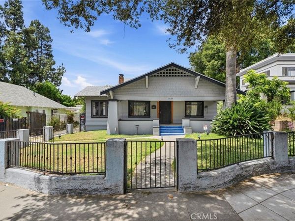 1029 N Marengo Avenue, Pasadena, CA 91103