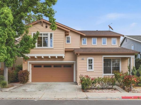 909 Baines Street, East Palo Alto, CA 94303