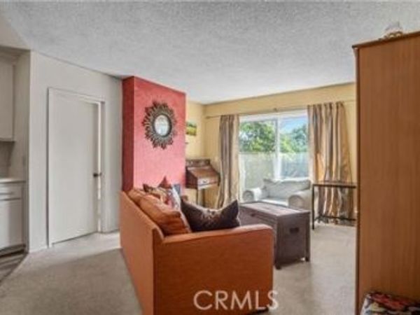 5860 Benner, Los Angeles, CA 90042