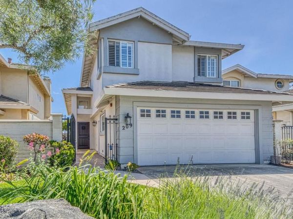 209 Montclair Lane, Salinas, CA 93906