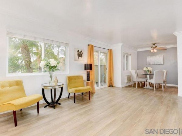 194 Avenida Descanso, Unit A, Oceanside, CA 92057