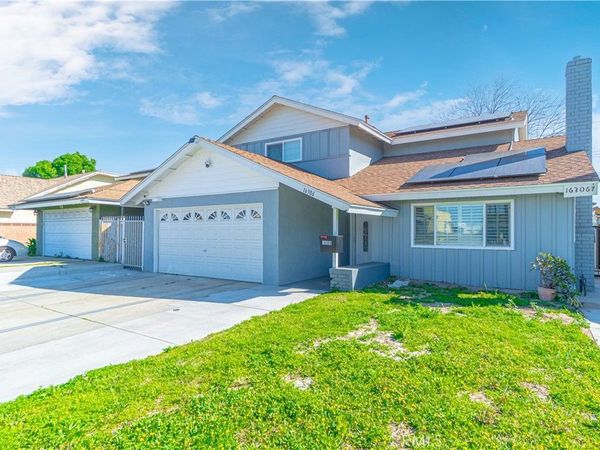 16306 Haskins Ln 1/2 Court, Carson, CA 90746
