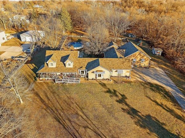 6513 SE Ryan Road, Blue Springs, MO 64014