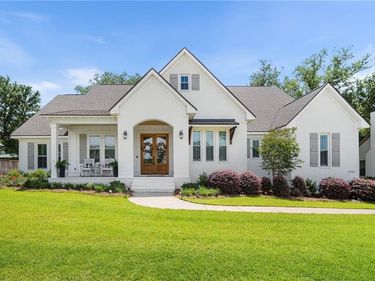 21702 Pillars Street, Fairhope, AL 36532