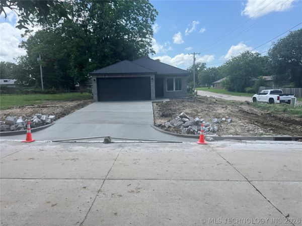 2248 N Rockford Avenue , Tulsa, OK 74106