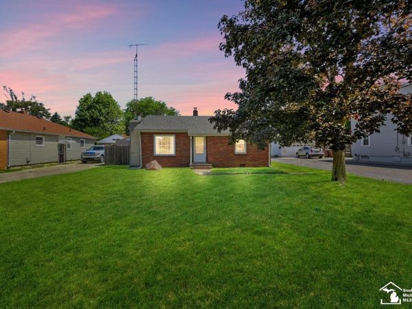 5864 Edgewood Boulevard, Monroe, MI 48161