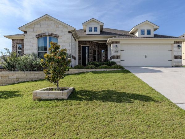 1801 Baleric DR , Leander, TX 78641