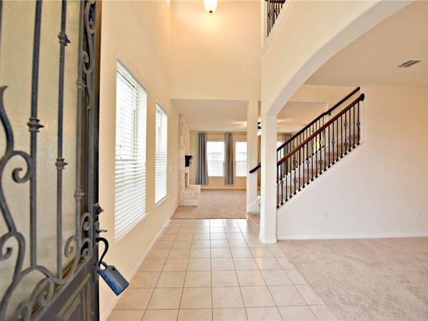 2445 Etta May LN, Leander, TX 78641