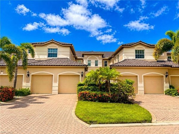 817 Regency Reserve CIR , Unit 3901, NAPLES, FL 34119