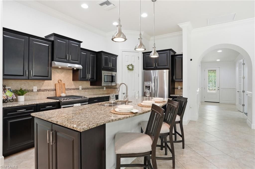 9436 Whooping Crane Way , Naples, FL 34120 Photo