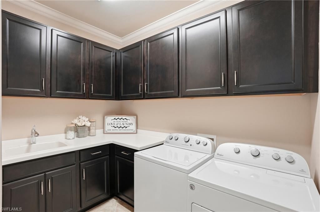 9436 Whooping Crane Way , Naples, FL 34120 Photo