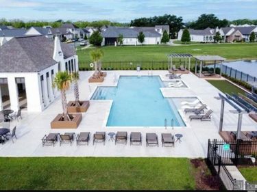 980 Lakehaven Dr, Gonzales, LA 70737
