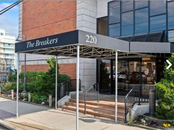 220 W Broadway , Unit 104, Long Beach, NY 11561