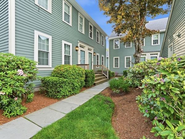 63 Brookdale Cir, Unit 63, Shrewsbury, MA 01545