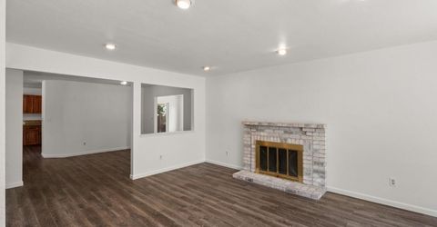100 May Ct, Folsom, CA 95630 Photo