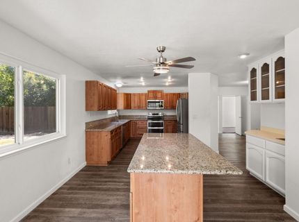 100 May Ct, Folsom, CA 95630 Photo