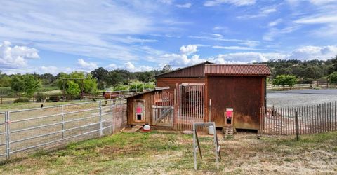 1416 Lakeside Dr, Angels Camp, CA 95222 Photo