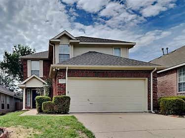 5004 Lodgepole Lane, Fort Worth, TX 76137