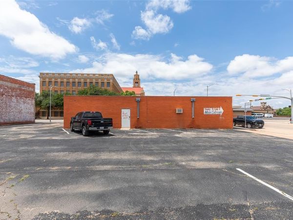 1241 N 3rd Street , Abilene, TX 79601