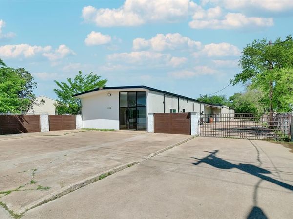 3115 Sabine Street , Forest Hill, TX 76119